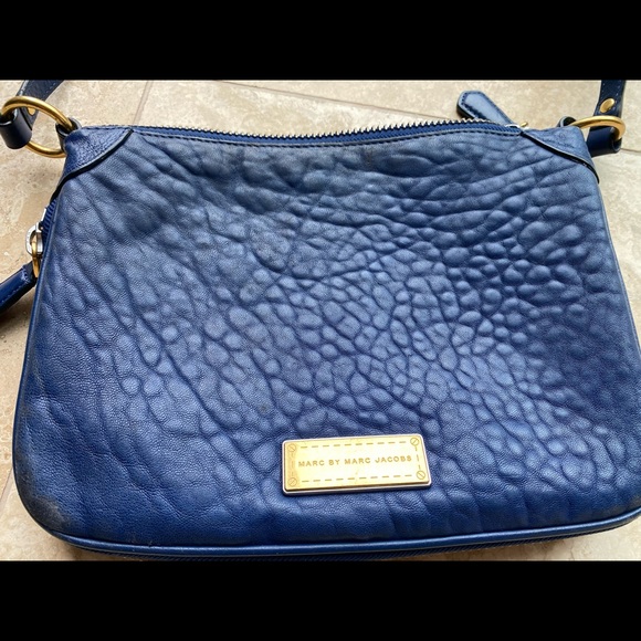 Marc by Marc Jacobs leather crossbody shoulder bag - Picture 2 of 4